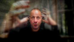 Marc HENIN "Le Pouvoir du Fou" Marc HENIN "Le Pouvoir du Fou"