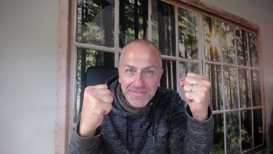 Marc Hénin.L' Hypnothérapeute et l' Energie. Marc Hénin.L' Hypnothérapeute et l' Energie.